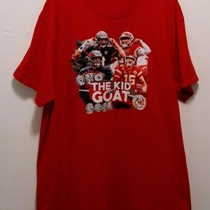 2021 Super Bowl 2021 "The Kid vs The Goat"  Red XL T-Shirt NWOT
